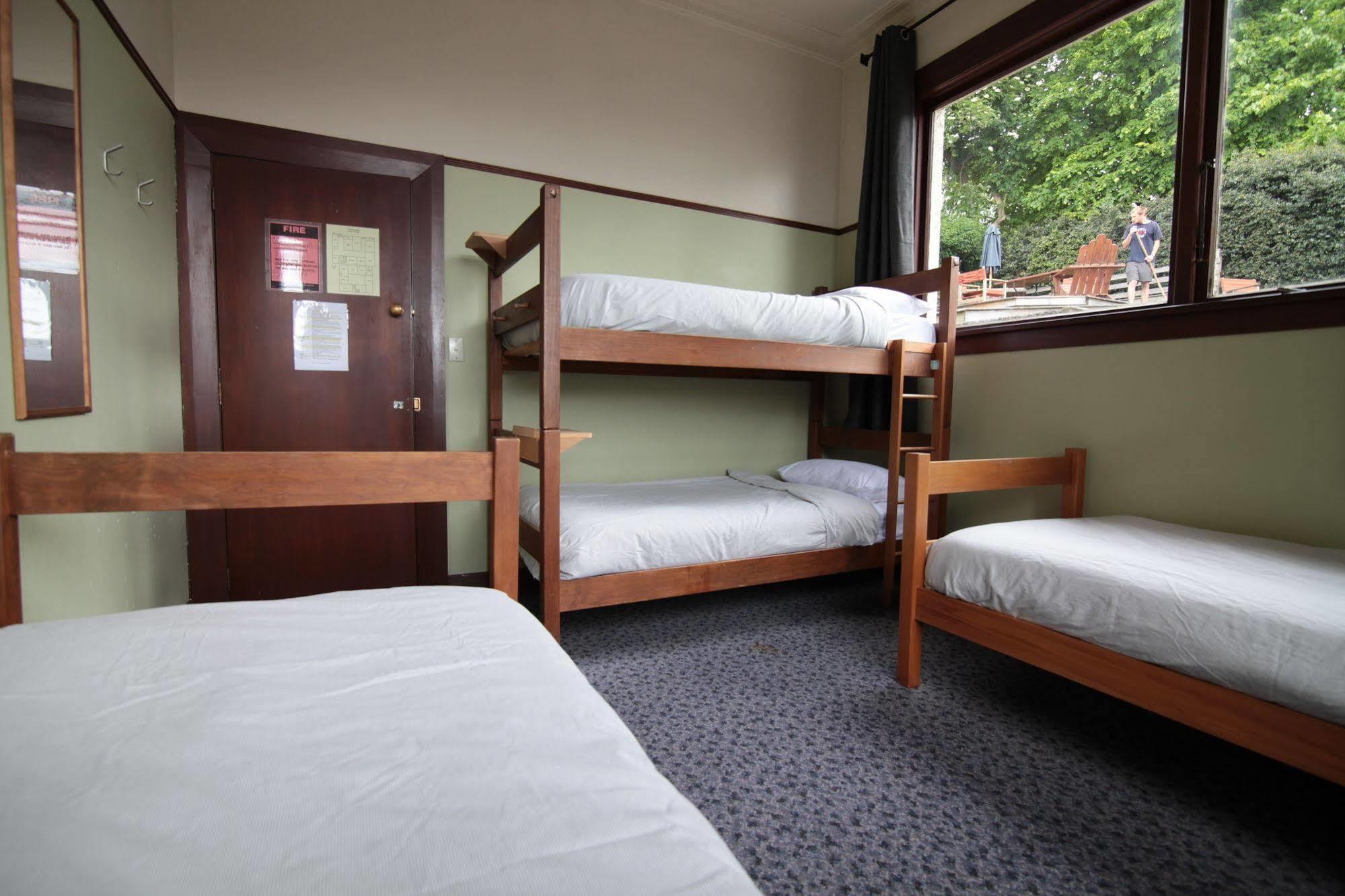 Manor House Backpackers Hostel ดะนีดิน ภายนอก รูปภาพ